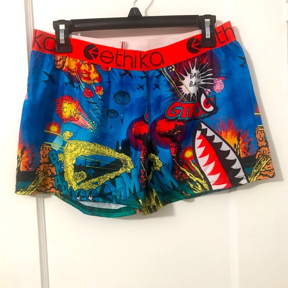 Women’s Ethika set - Picture 3 of 4